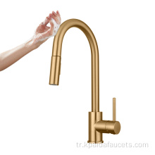Yeni geliştirilmiş iyi dokunmasız mutfak lavabo muslukları